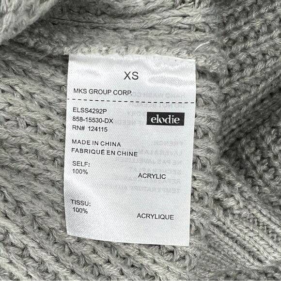 Elodie Crewneck Cropped Sweater in Light Gray - Picture 3 of 6